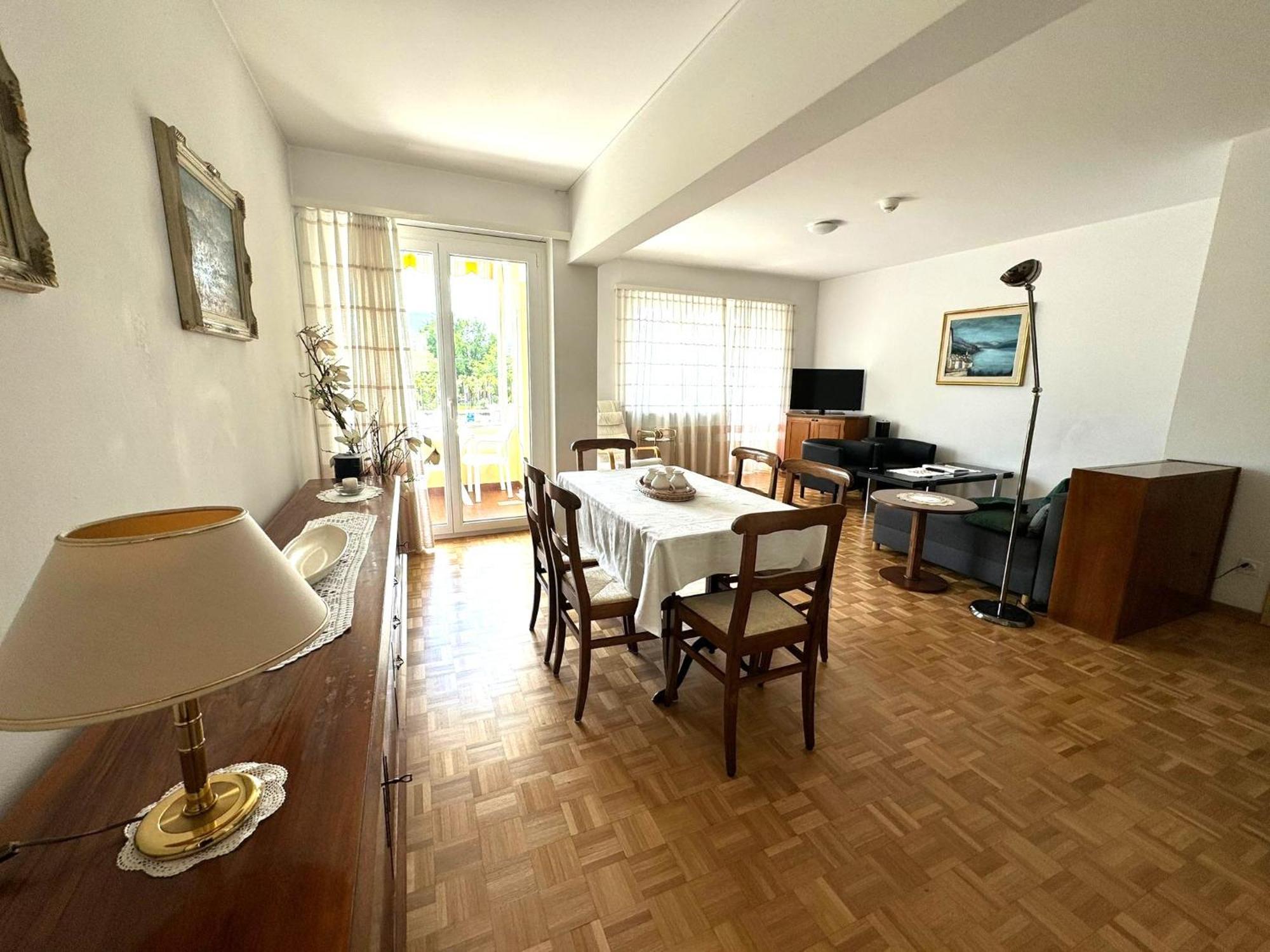 Hotel Rondinella ロカルノ 部屋 写真